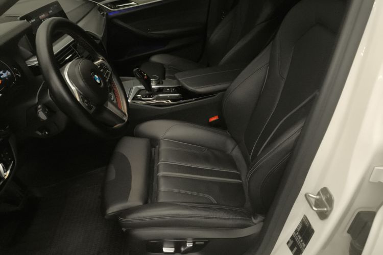 宝马5系(进口) 2019款 525i M运动套装中控内饰19