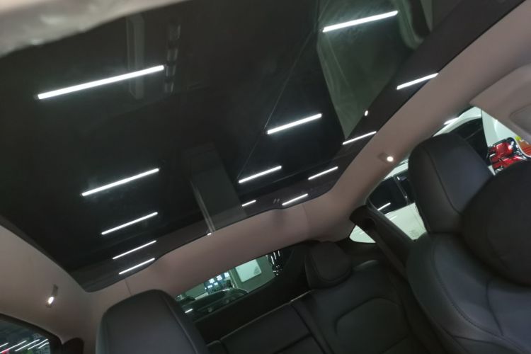 特斯拉 Model Y 2025款 后轮驱动版局部细节22