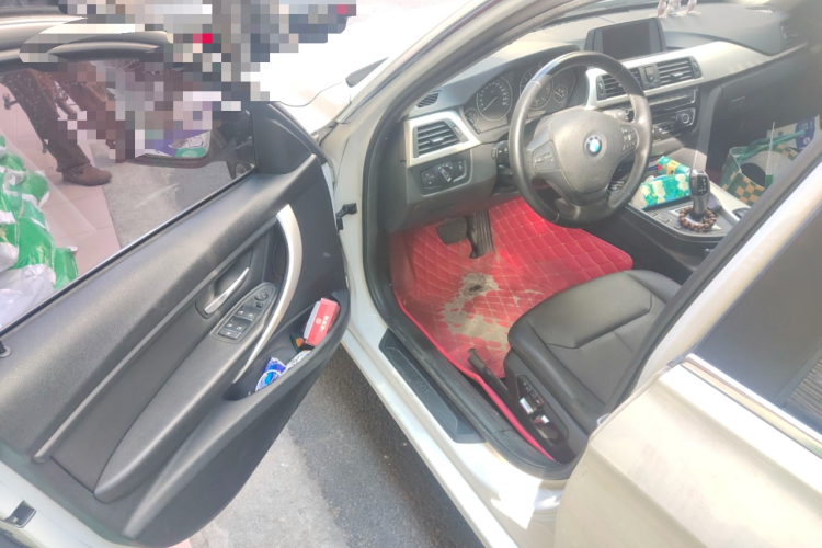 宝马3系 2016款 320Li 进取型中控内饰7003