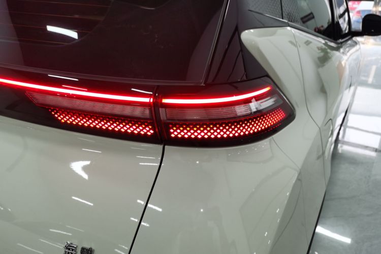 比亚迪 海鸥 2025款 305km 活力版车身外观9