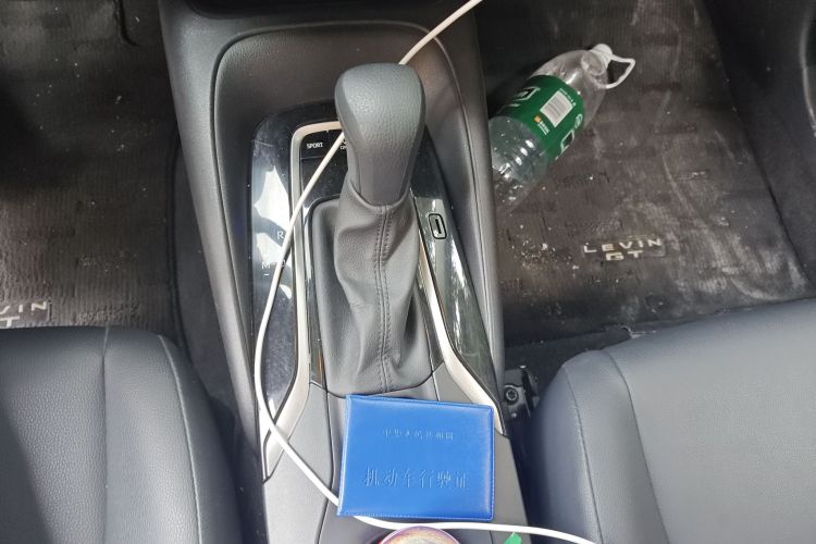 丰田 凌尚 2021款 2.0L 豪华版中控内饰18