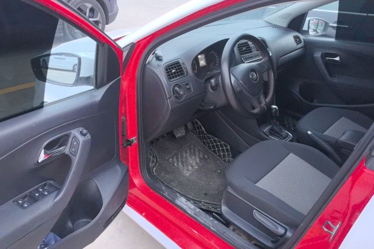 大众 Polo 2018款 1.5L 自动安驾型中控内饰20