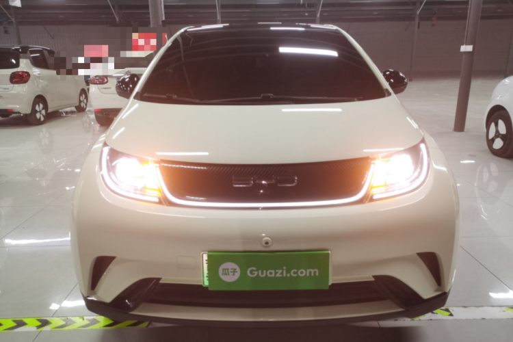 比亚迪 海豚 2021款 405km 时尚版车身外观2