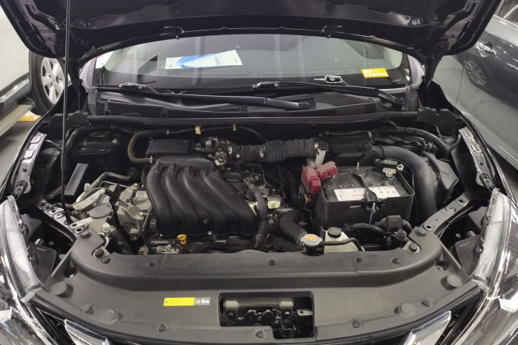 日产 轩逸 2021款 经典 1.6XL CVT豪华版机舱底盘24