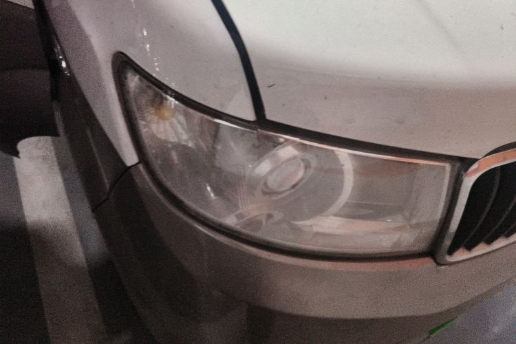 金杯 新海狮X30L CNG 2018款 1.5L财富版天然气车客车SWFC15车身外观6006