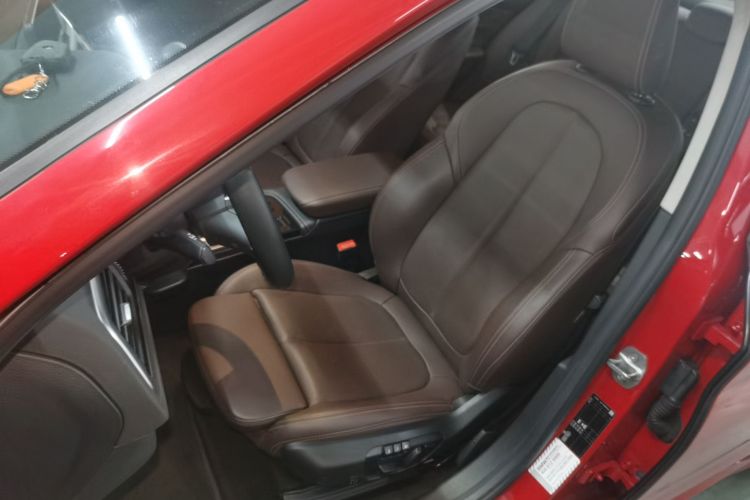 宝马1系 2020款 120i M运动套装局部细节19