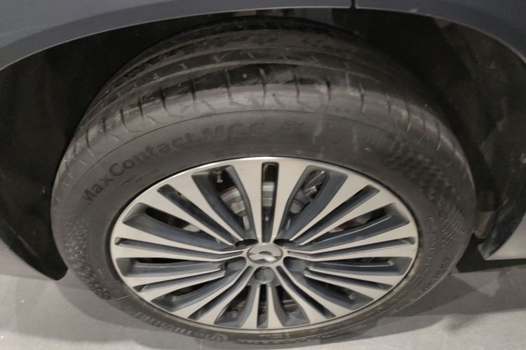 蔚来EC6 2020款 605KM 运动版车身外观6008