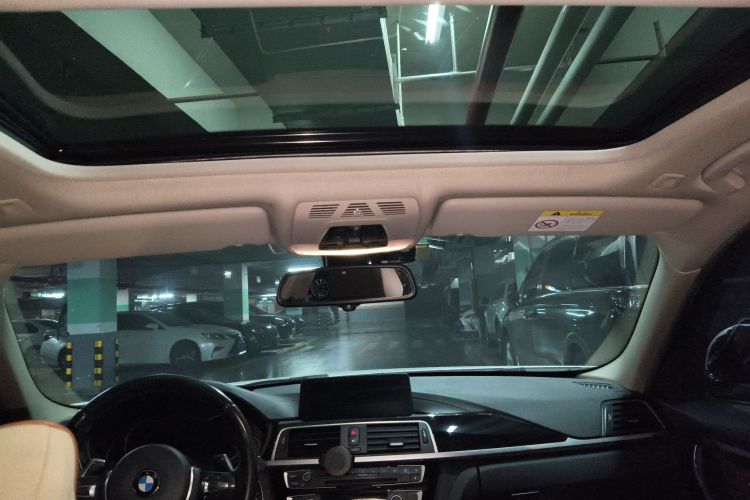 宝马3系 2018款 320Li 领先型M运动套装局部细节22