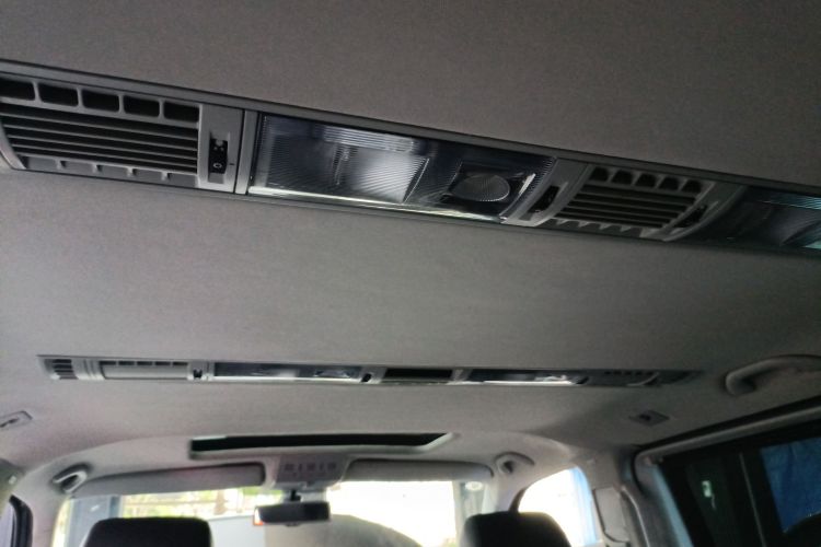 大众 迈特威 2012款 2.0TSI 两驱豪华版中控内饰22