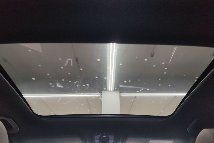 奔驰GLB 2023款 GLB 220 动感型局部细节22