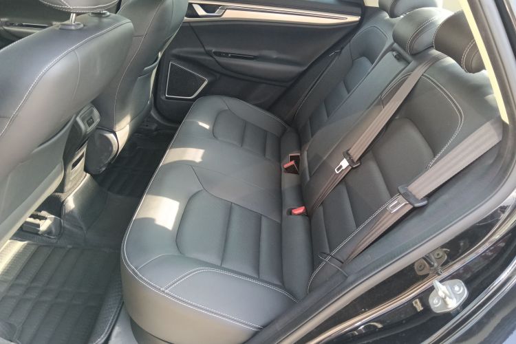 吉利汽车 帝豪GL 2017款 1.8L DCT精英型中控内饰21