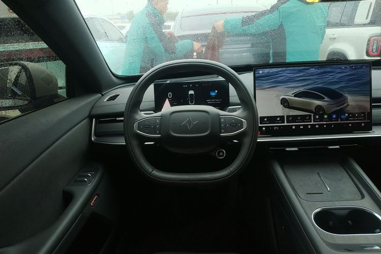 东风奕派 eπ007 2025款 纯电 650Pro巡航版中控内饰13