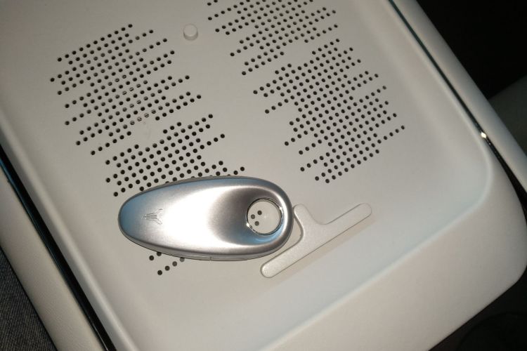 岚图汽车 岚图FREE 2025款 318 318km 后驱环游版中控内饰7001