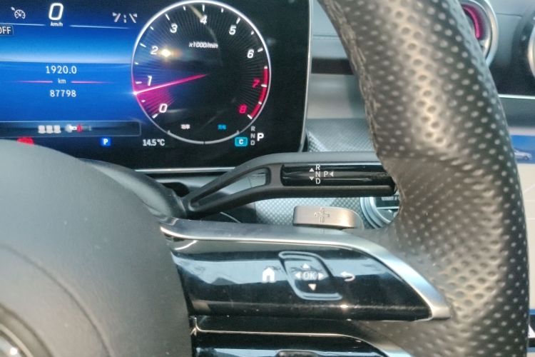 奔驰C级 2022款 改款 C 260 L 运动版局部细节18