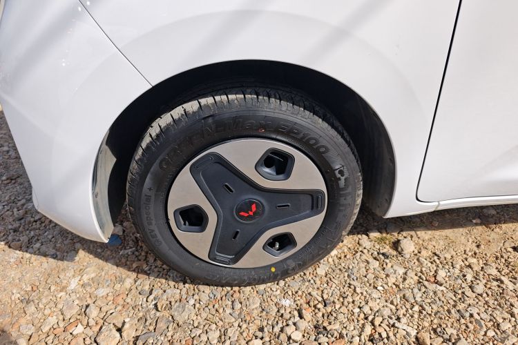 五菱汽车 五菱之光新能源 2025款 201km 舒适型车身外观6007