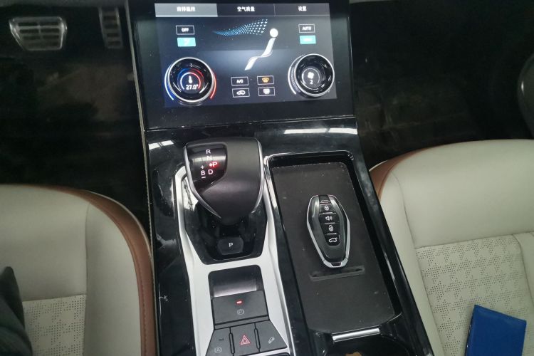 捷途X70 C-DM 2024款 远航版PRO 7座中控内饰18