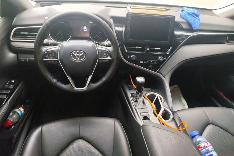 丰田 凯美瑞 2021款 2.0G 豪华版中控内饰12