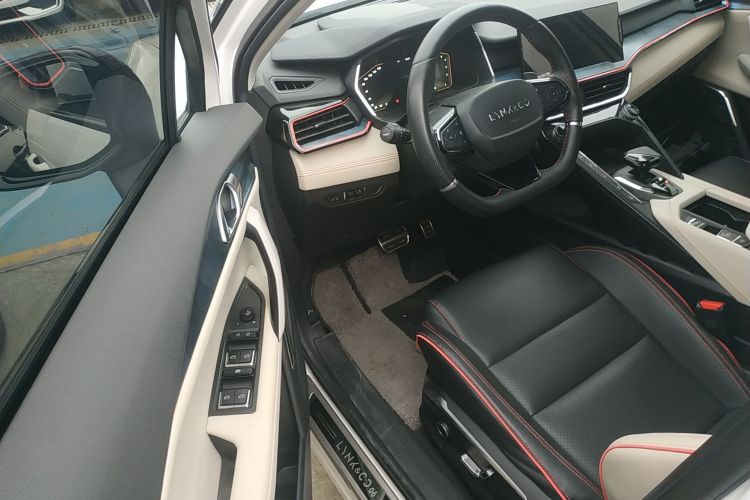 领克06 2020款 1.5T 耀Halo中控内饰7003