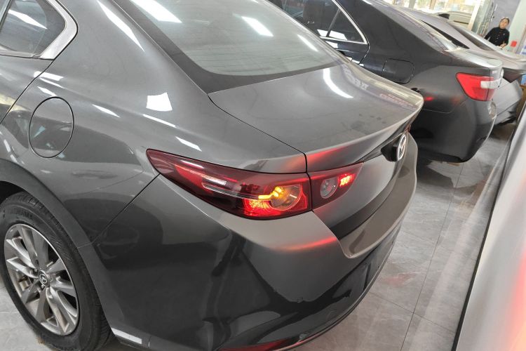 马自达3 昂克赛拉 2020款 1.5L 自动质美版车身外观6