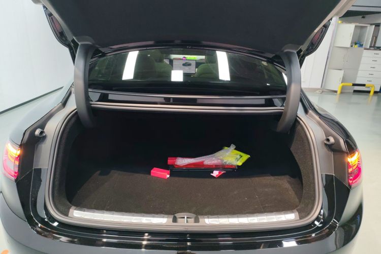 鸿蒙智行 享界S9 2025款 增程 Ultra机舱底盘23