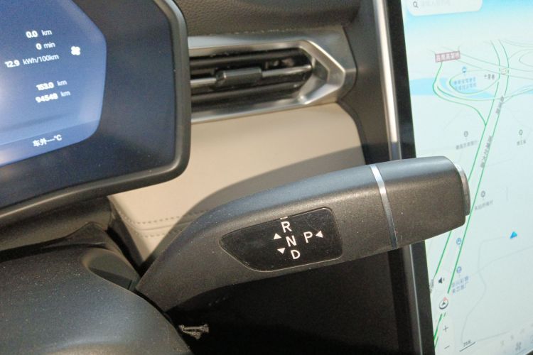 小鹏G3 2019款 尊享版中控内饰18