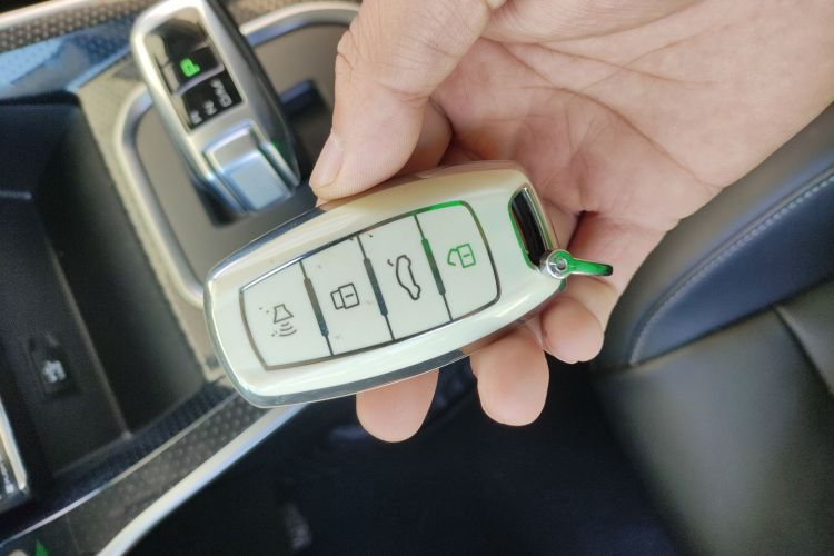 哈弗M6 2021款 PLUS 1.5T DCT豪华智联型中控内饰7001