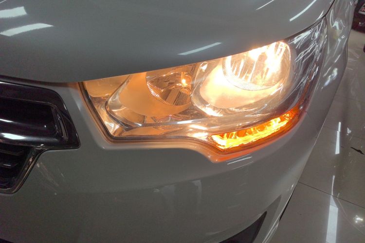 雪铁龙C4L 2015款 1.2T 自动豪华版局部细节36