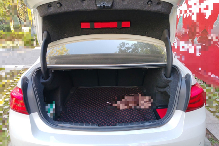 宝马3系 2018款 320Li 时尚型中控内饰23