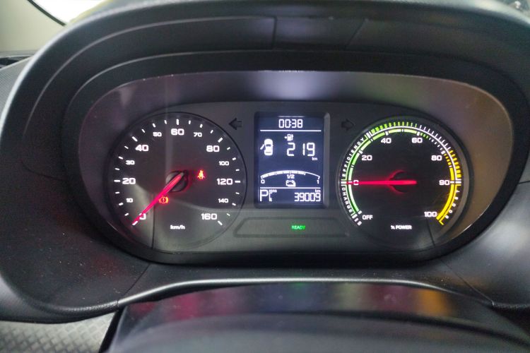 荣威 科莱威CLEVER 2021款 302km新四座超能版中控内饰14