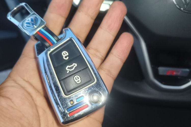 大众 速腾 2023款 300TSI DSG超越版中控内饰11