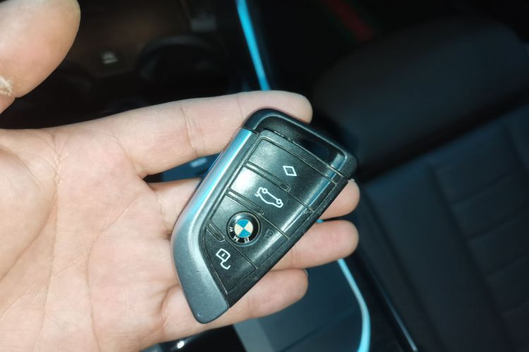 宝马3系 2021款 改款二 325Li M运动套装中控内饰11