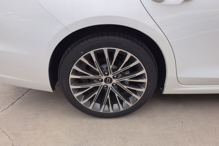 奔腾B70 2024款 龙腾版 1.5T 领跃型车身外观56