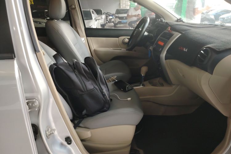 日产 骊威 2015款 1.6XE CVT舒适版局部细节41