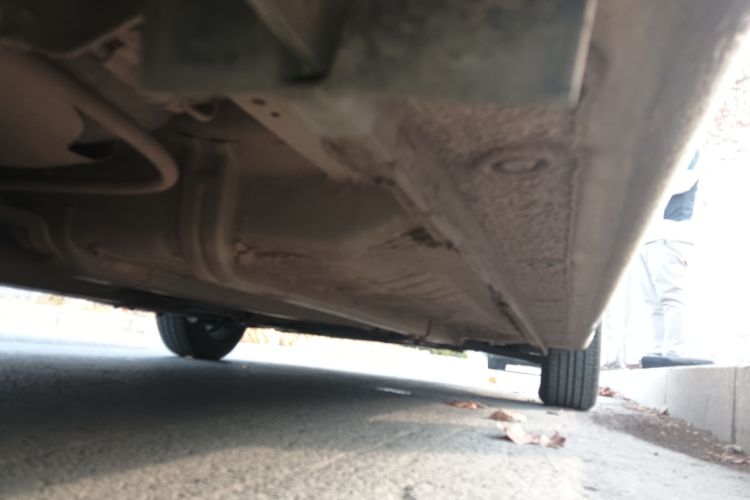 起亚K2 2015款 三厢 1.4L MT GLS局部细节9002