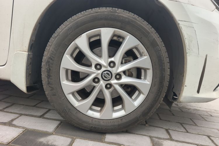 日产 轩逸 2022款 经典 1.6XE CVT舒适版车身外观6007