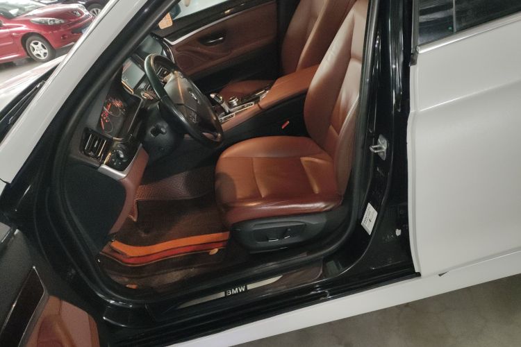 宝马5系 2014款 525Li 领先型局部细节19