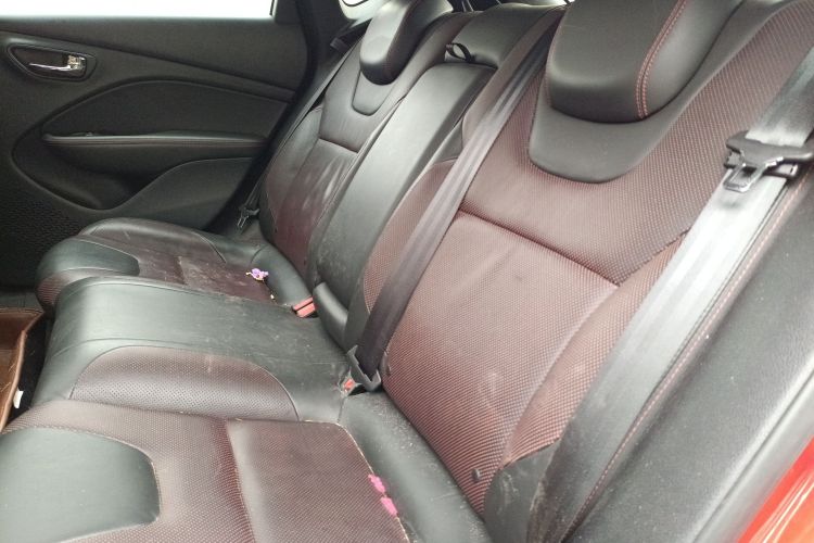 菲亚特 致悦 2014款 1.4T 自动运动版中控内饰7004