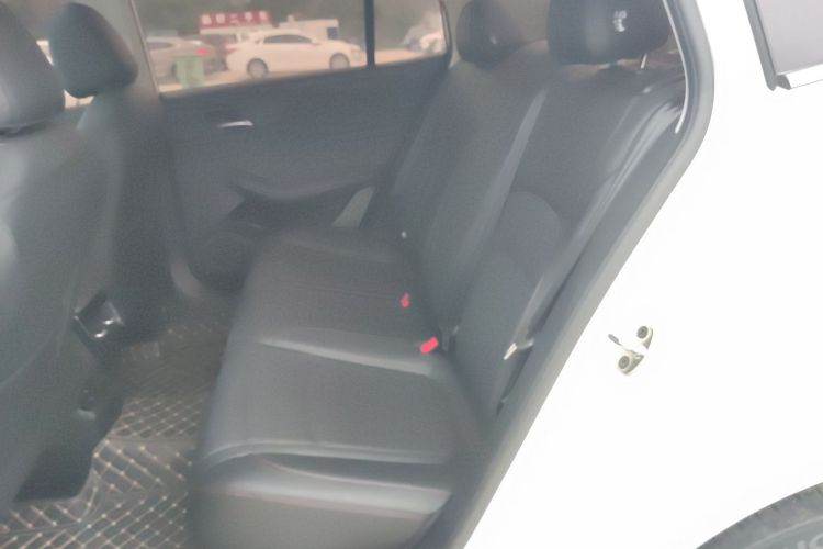 荣威i5 2023款 1.5L CVT豪华版中控内饰21