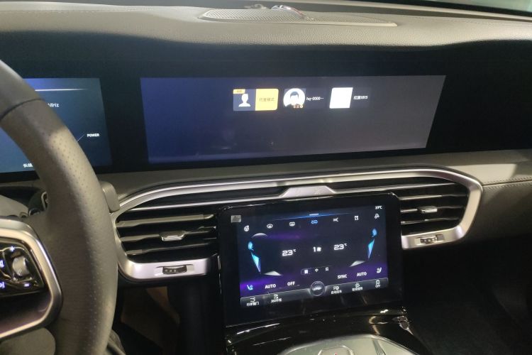 红旗E-HS9 2022款 660km 旗畅版 六座中控内饰16