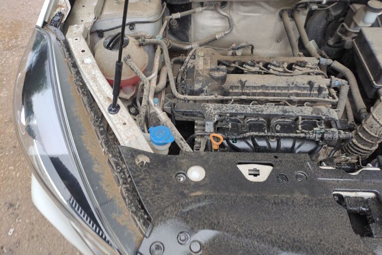 凯翼 炫界 2021款 1.5L CVT优享版局部细节9006