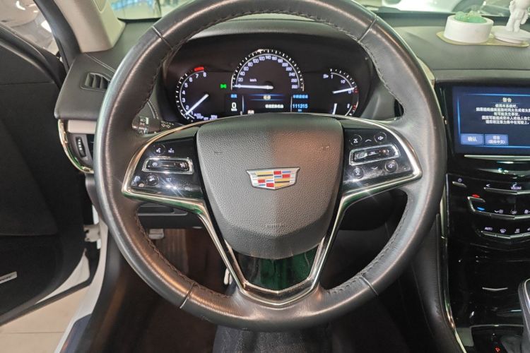 凯迪拉克ATS-L 2017款 28T 时尚型中控内饰13