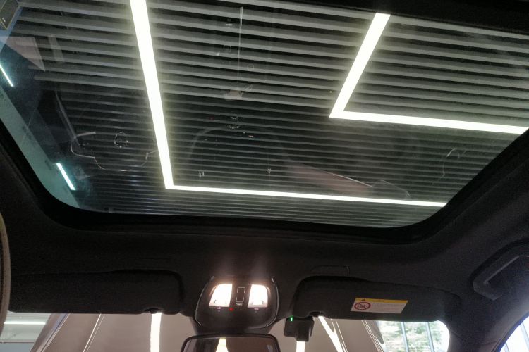 沃尔沃XC60 2025款 B5 四驱智逸豪华版中控内饰22