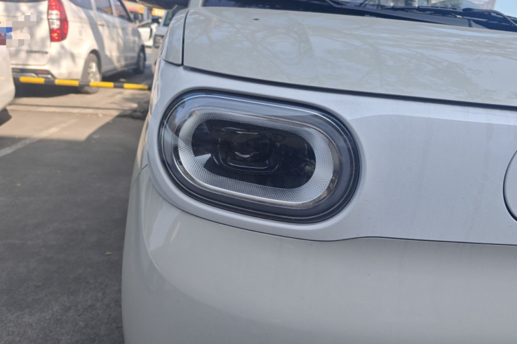 五菱汽车 宏光MINIEV 2024款 第三代 215km 青春版车身外观8