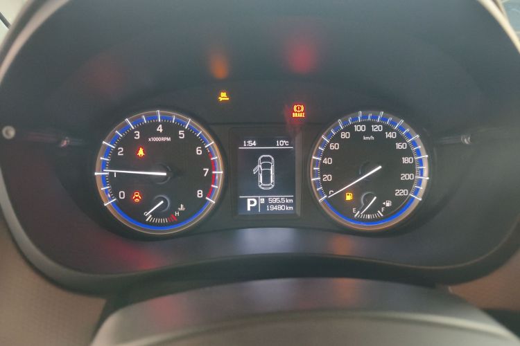 铃木 骁途 2017款 1.6L CVT两驱都市进取型中控内饰14