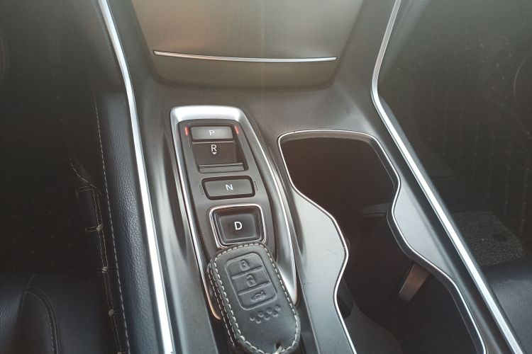 本田 雅阁 2018款 锐·混动 2.0L 锐领版 国VI中控内饰18