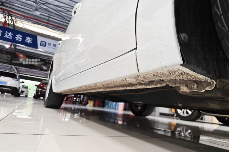 别克 英朗 2021款 改款 典范 1.5L 自动精英型局部细节9001