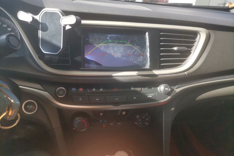 别克 英朗 2021款 改款 典范 1.5L 自动精英型局部细节16