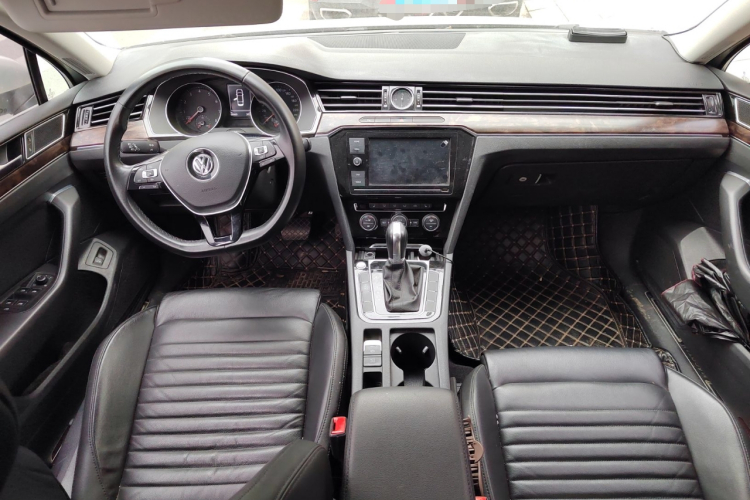 大众 迈腾 2019款 330TSI DSG 豪华型 国V中控内饰12