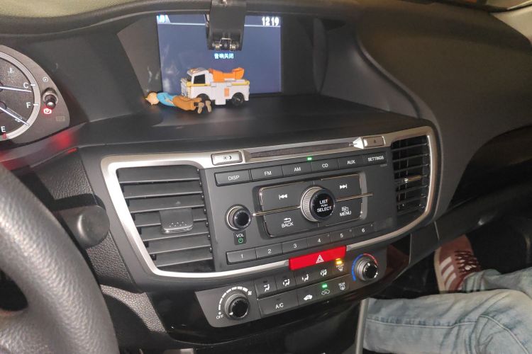 本田 雅阁 2016款 2.0L 舒适版中控内饰16