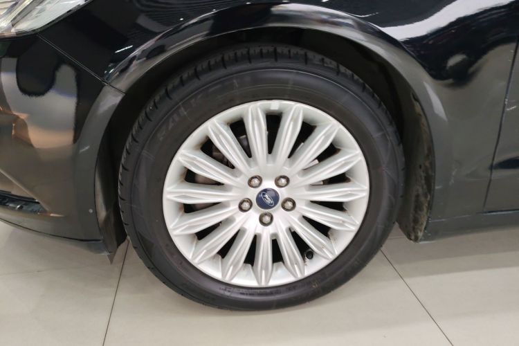 福特 蒙迪欧 2013款 2.0L GTDi200豪华型车身外观6007